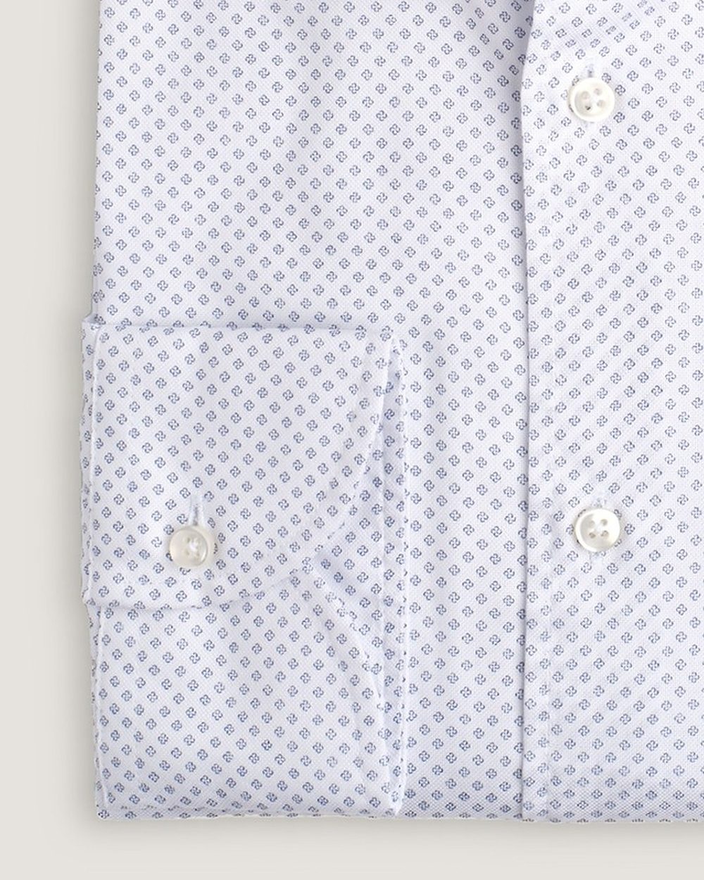 Hemd Modern Fit Mikroprint Weiss/Blau, Detail Manschette und Stoff