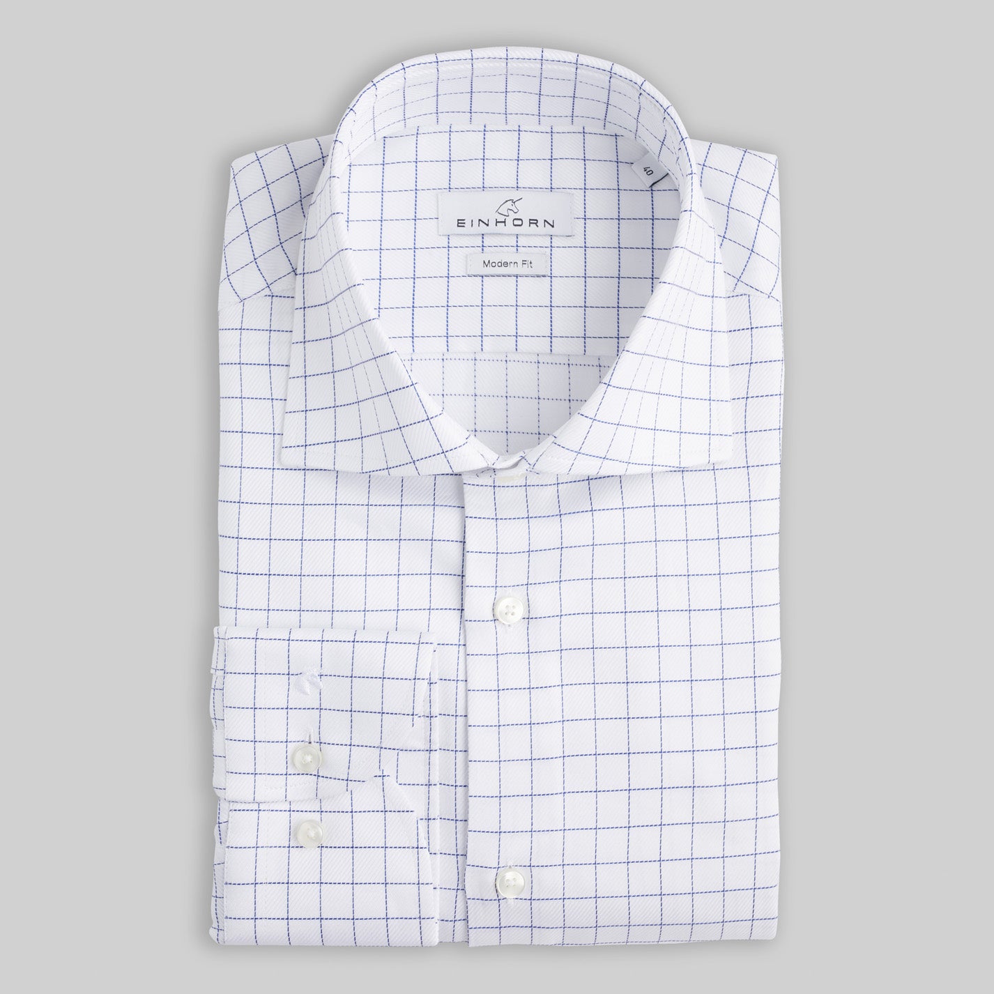 Das Einhorn Hemd Modern Fit Twill Weiß Karo vereint klare Linien mit eleganter Struktur.