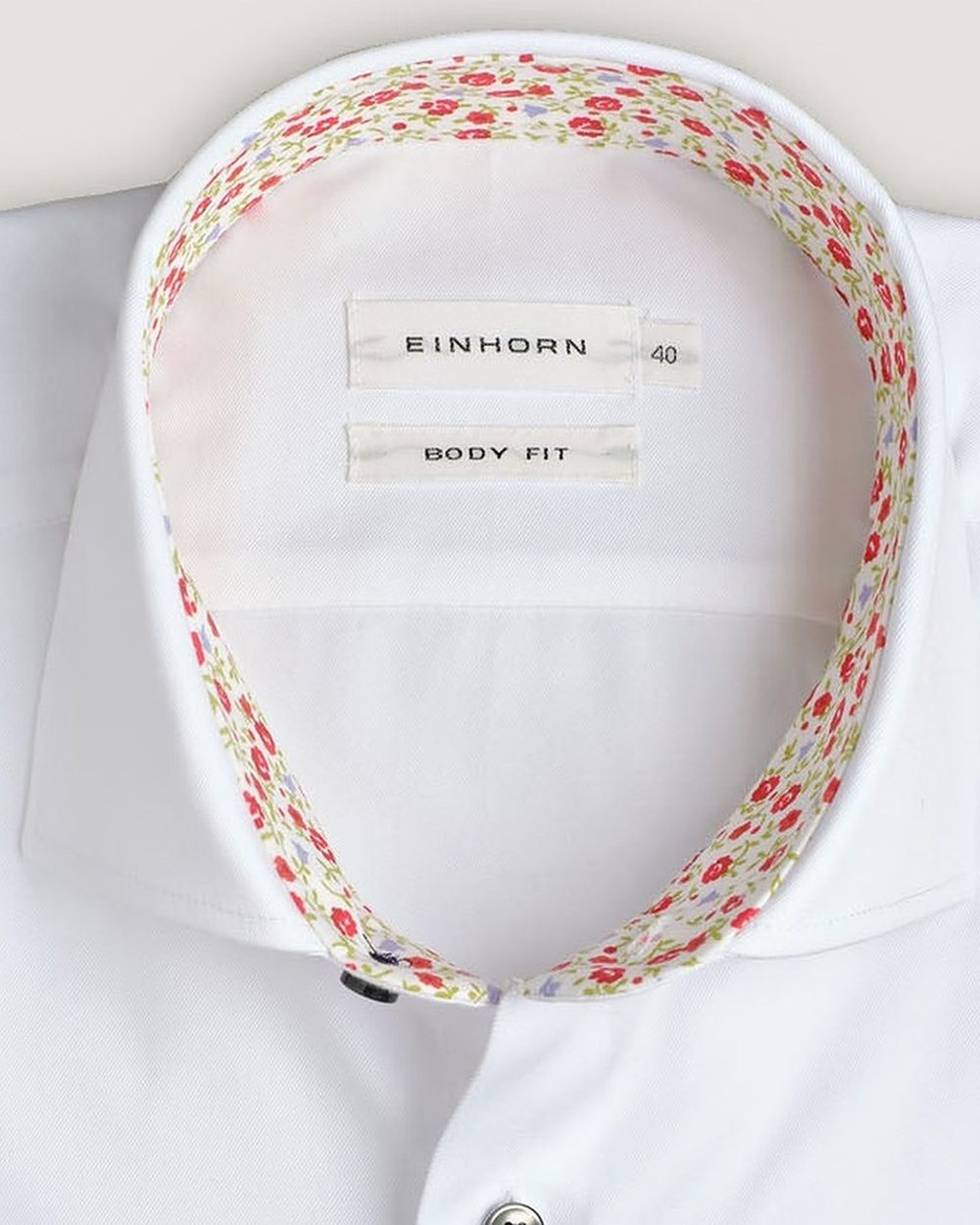 Hemd Body Fit Twill Non Iron Weiss mit Kontrast, Detail Kragen