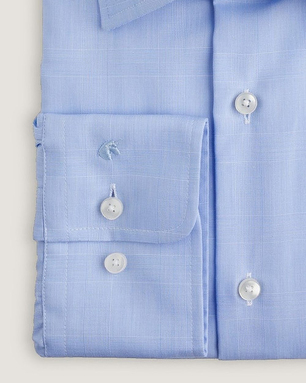 Hemd Regular Fit Non Iron Blau Kariert, Detail Manschette und Stoff
