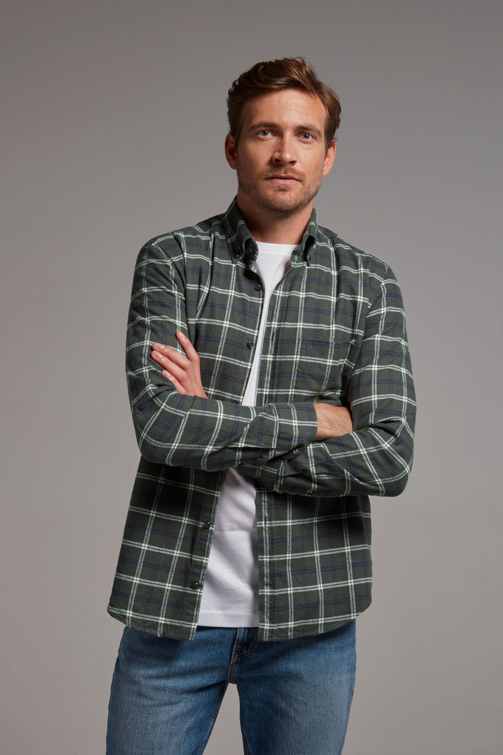 Flanellhemd Modern Fit kariert in Grün-Weiss-Marineblau mit Brusttasche
